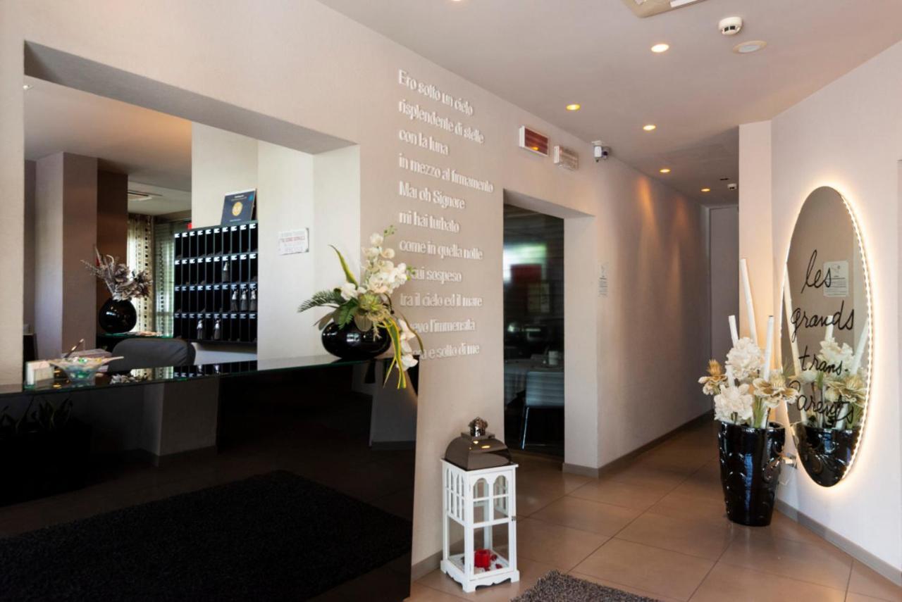 Atmosfere Milano Marittima Hotel Exterior photo