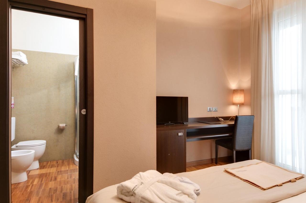 Atmosfere Milano Marittima Hotel Exterior photo