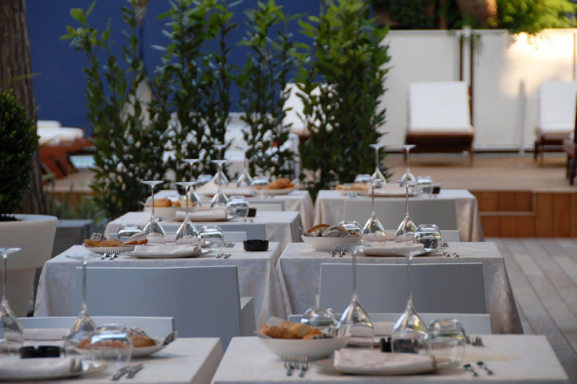 Atmosfere Milano Marittima Hotel Exterior photo